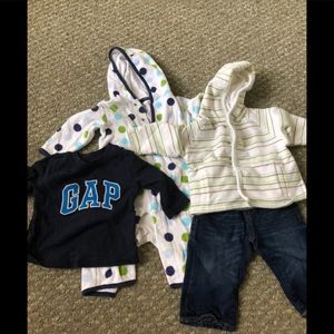 Gap 4 pieces